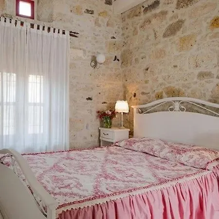 Alacati Red House Tatil Evi Çeşme