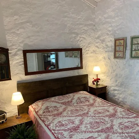 Alacati Red House Çeşme